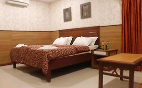 Hotel Chitra Park